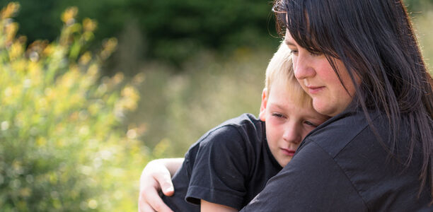 Bild zu Depressionen bei Eltern und Großeltern - Starker Einfluss auf die psychische Gesundheit der Kinder?