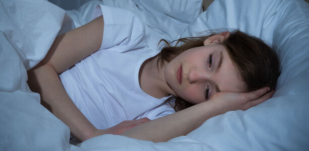 Bild zu Studie - Schlafstörung und Depressionen bei Kindern oft kombiniert