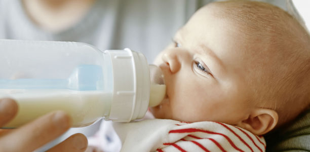 Bild zu Praxiskolumne - Wer melkt den Babymilchmarkt?