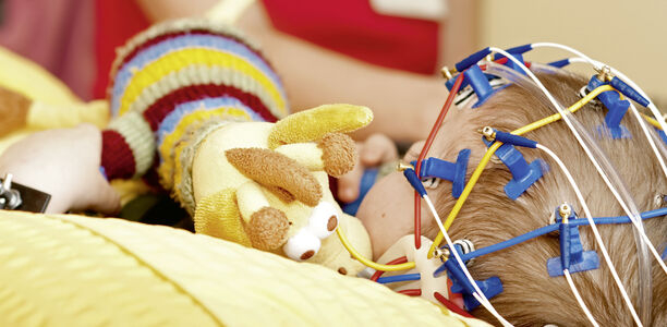 Bild: fotolia - Tobilander Bild zu Aktuelle S3-Leitlinie - „Therapie der Blitz-Nick-Salaam Epilepsie (West-Syndrom)“