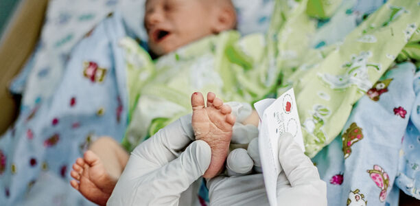 Bild zu Spinale Muskelatrophie - Ein Jahr Neugeborenen-Screening 