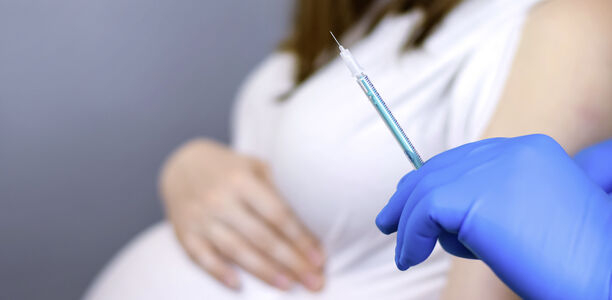 Bild zu Säuglinge vor RSV schützen? - Immunisierung von Schwangeren mit einem F-Protein-basierten RSV-Impfstoff