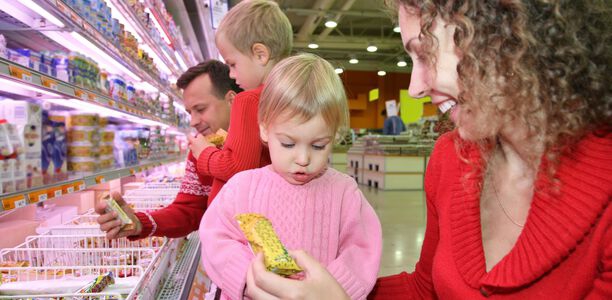 Bild zu Gesunde Ernährung - „Tierwohl“-Label: Warum kein „Kinderwohl“-Label?