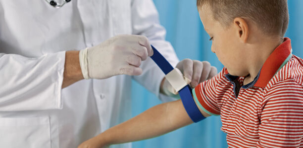 Bild: Photographee.eu - stock.adobe.com Bild zu Chronische Hepatitis - Management der chronischen Virushepatitiden bei Kindern und Jugendlichen