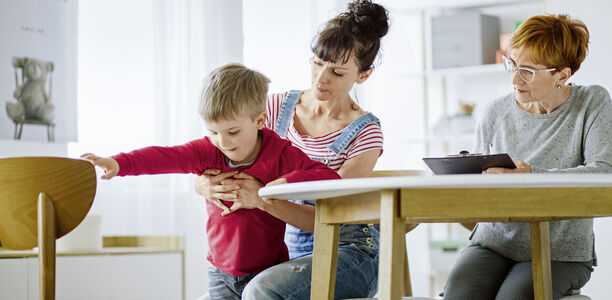 Bild zu BVÖGD - Mehr Sprechstunden in Schulen für psychosozial belastete Kinder