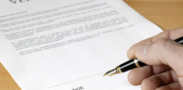 Bild zu  "Pakt für Kindergesundheit" - DGSPJ unterzeichnetund rückt vier Themen in den Fokus