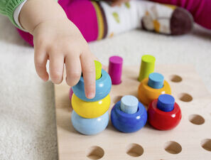 Bild zu Pädiatrie und darüber hinaus - Die Bedeutung des Spielens in der kindlichen Entwicklung