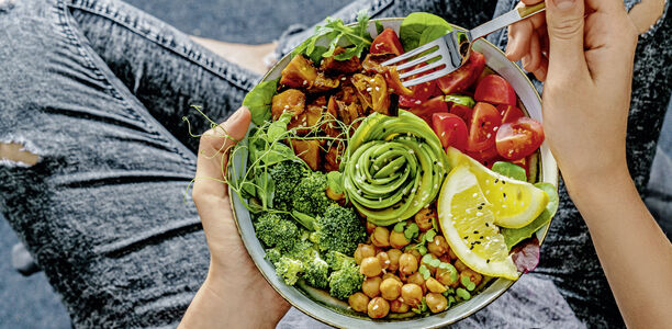 Bild zu Update - Vegetarische und vegane Ernährung bei Kindern und Jugendlichen
