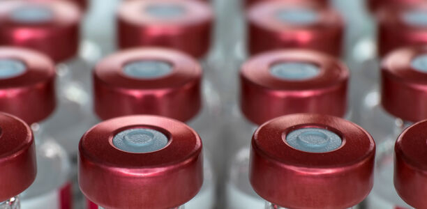Bild zu Aktuelle Impffragen - Sicherheit von Impfstoffen mit Aluminiumverbindungen und Wirksamkeit von HPV-Impfprogrammen